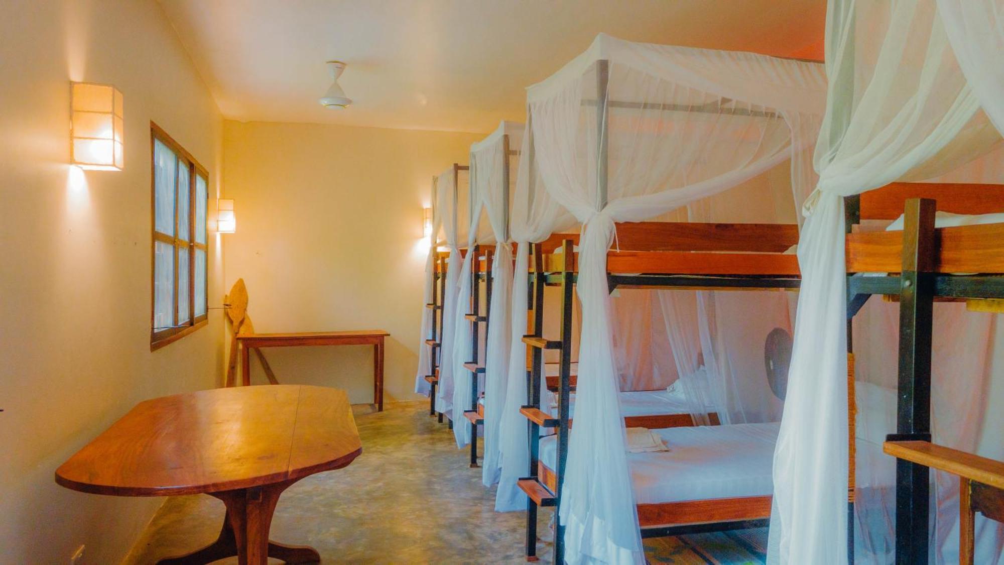 The Slow Leopard Kilwa Hostel Kilwa Masoko Room photo