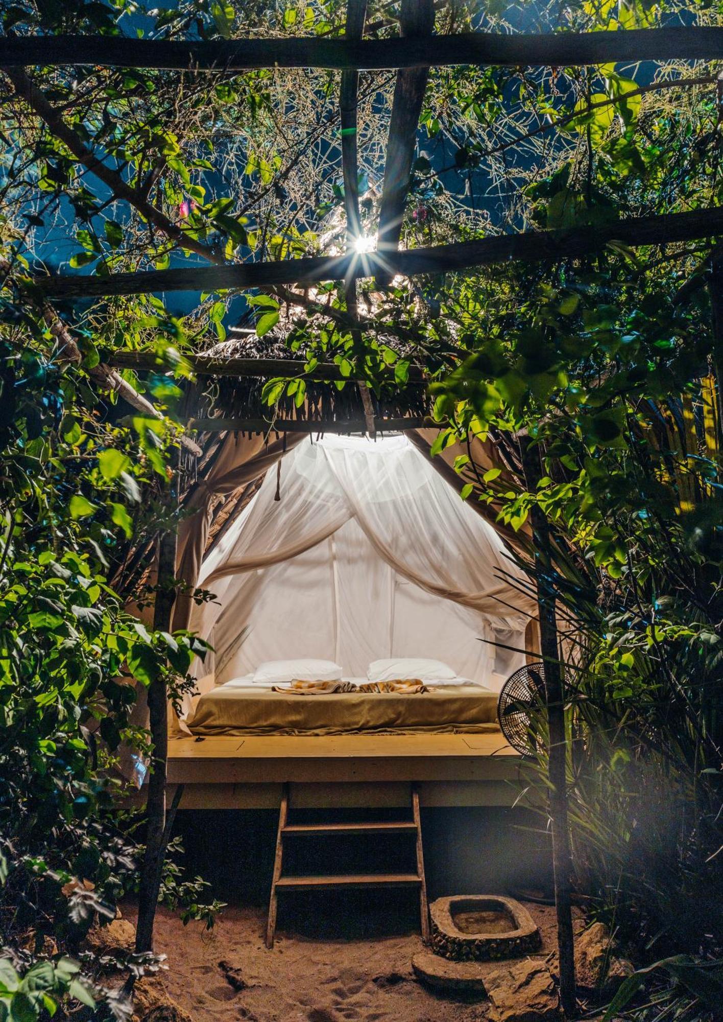 The Slow Leopard Kilwa Hostel Kilwa Masoko Room photo